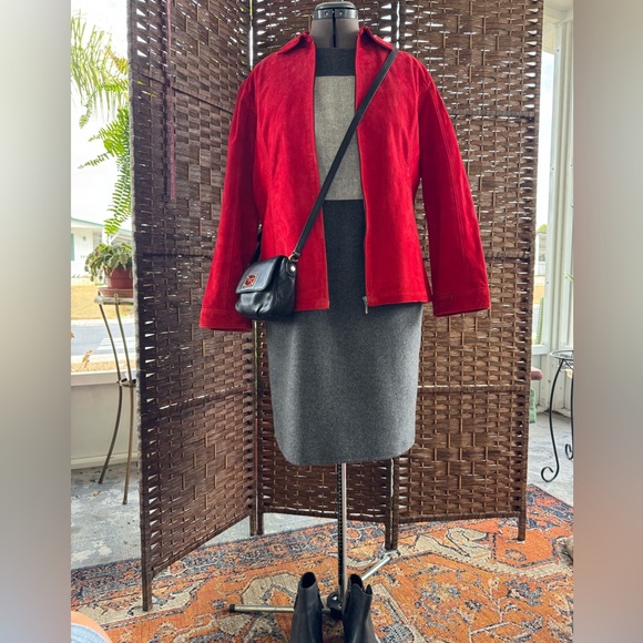 Chicos Red Suede Leather, Lined, Zip Front with Pockets Women's Jacket - Picture 10 of 10